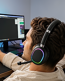 Kablosuz Kulak Üstü Kulaklık Bluetooth 5.0 RGB Işıklı UCZZMAX17-2