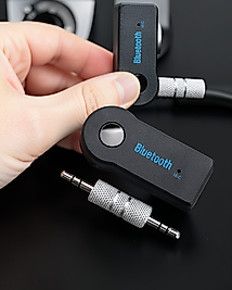 Bluetooth Araç Kiti Hafıza Kartlı UCZAUXKİT2