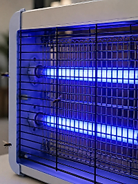 UV Işıklı Sinek Öldürücü Lamba 12W Çift Tüplü Elektrikli Böcek Öldürücü